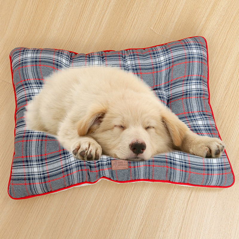 Manufacturer Wholesale Christmas Plaid Design Dog Pillow Cushion Bed