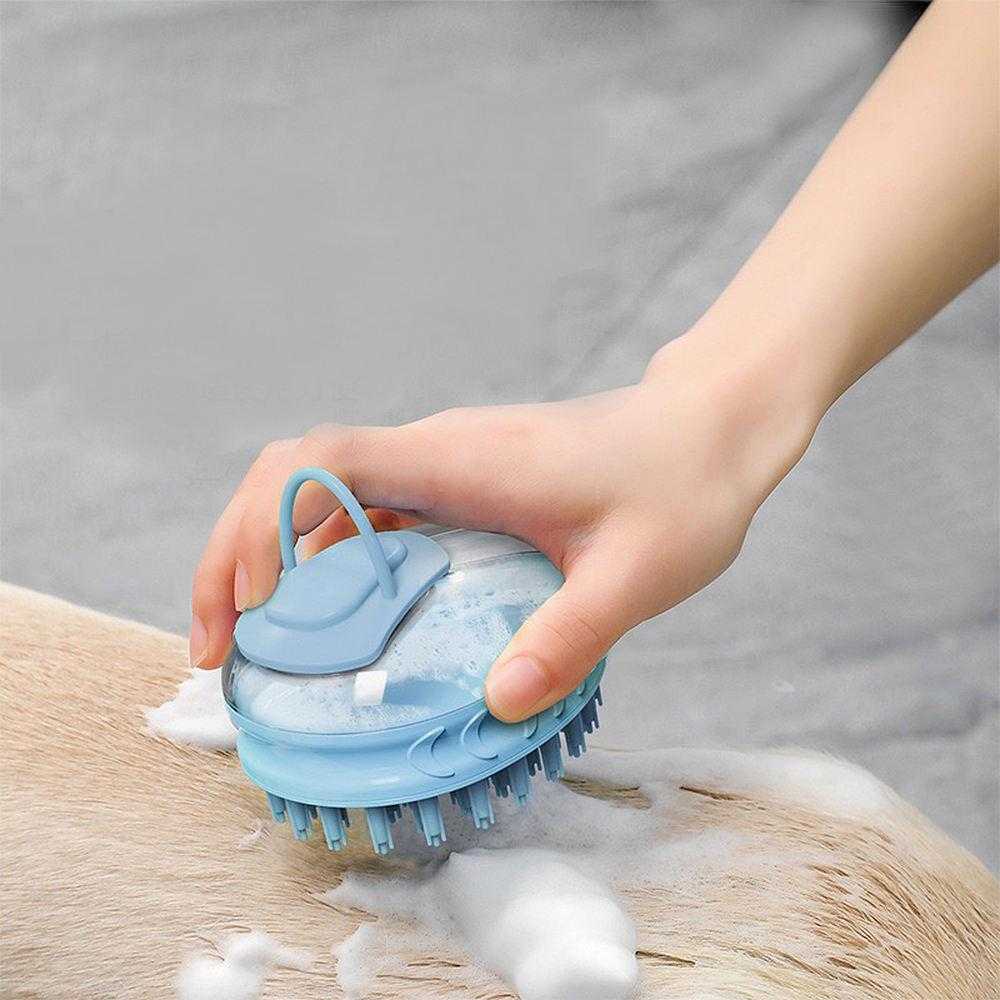 3 In 1 Comfortable Tpr Bathing Massage Pet Grooming Brush