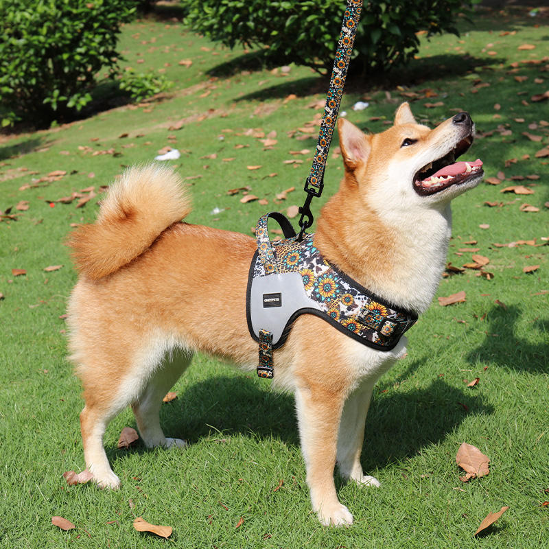 Oxford Fabric Adjustable Quick Release Reflective Service Dog Harness No Pull Pet Harness Vest With Handle