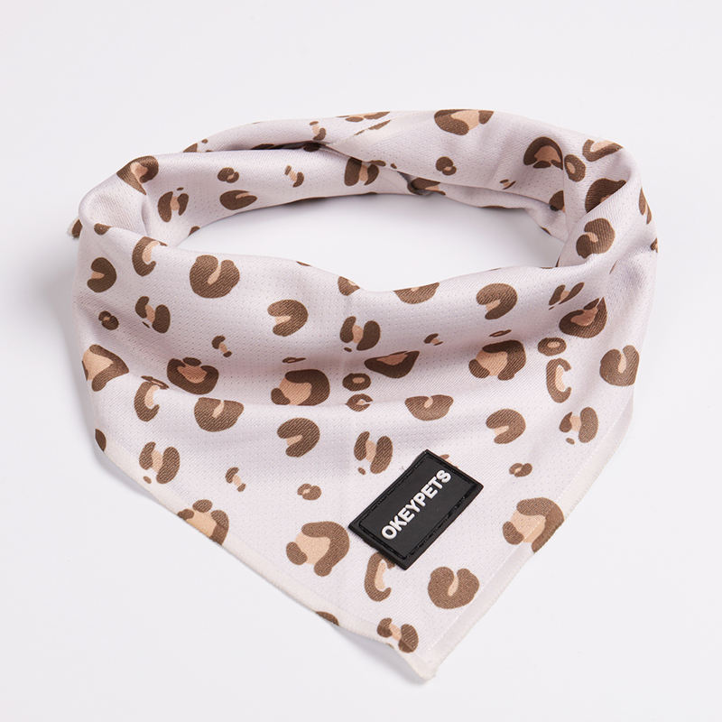 New Custom Breathable Polyester Dog Bandana Print Pet Gift Accessory Bandana Scarf With Logo