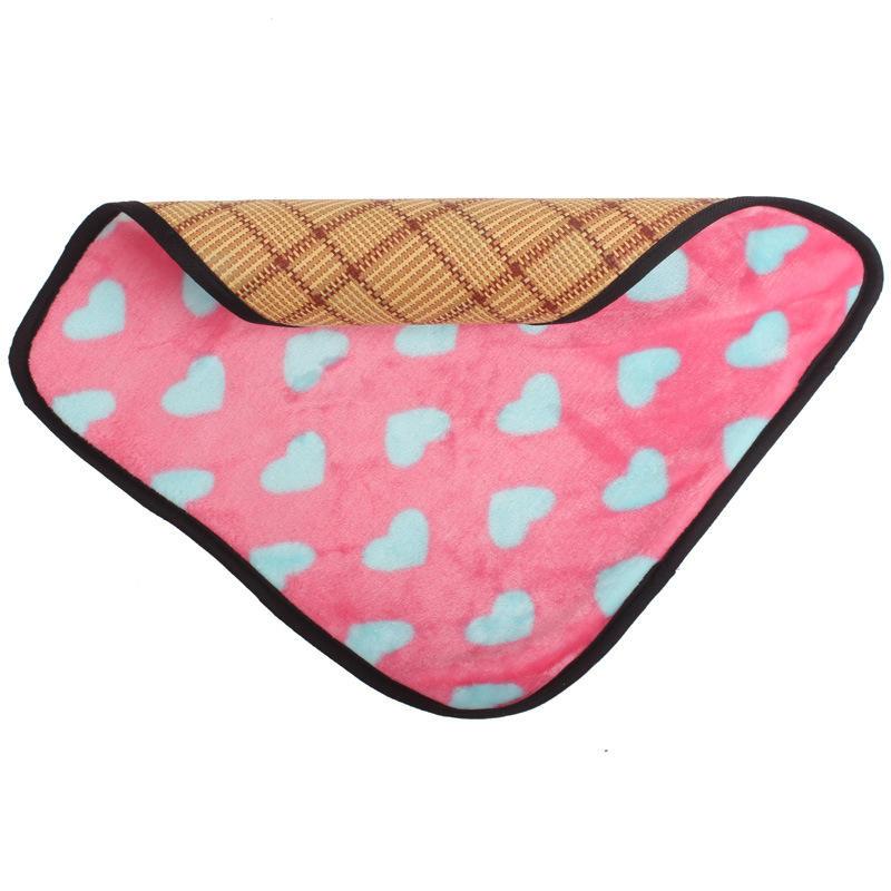 High Quantity Coral Fleece Warm Dog Bed Blanket As Bed Mat For Dogs And Cats