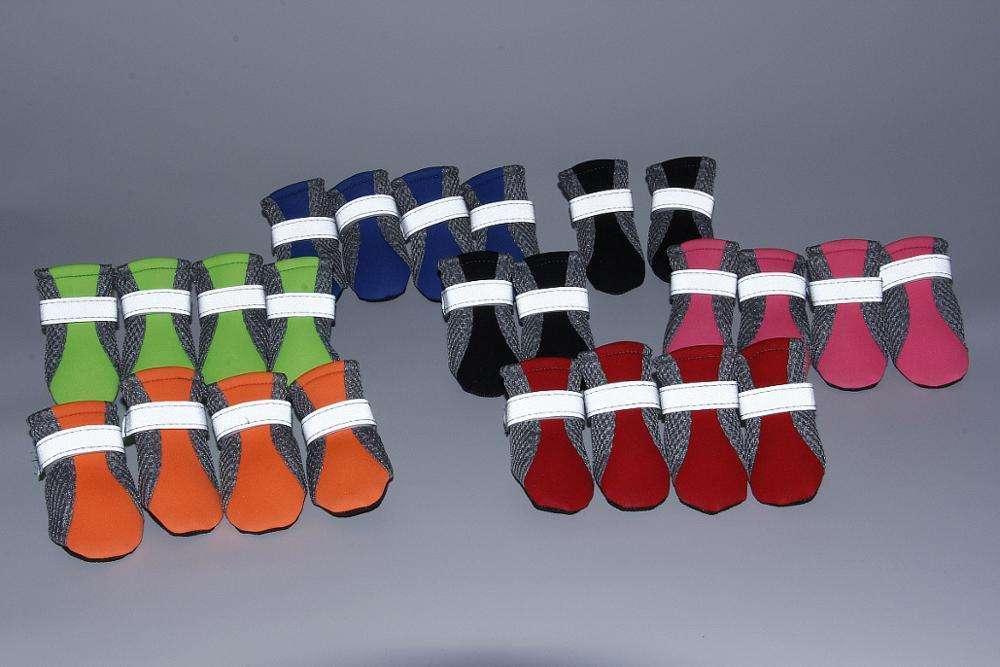 New Arriving Colorful Breathable Reflective Anti Slip Print Skid Knitted Bottom Soft Dog Shoes