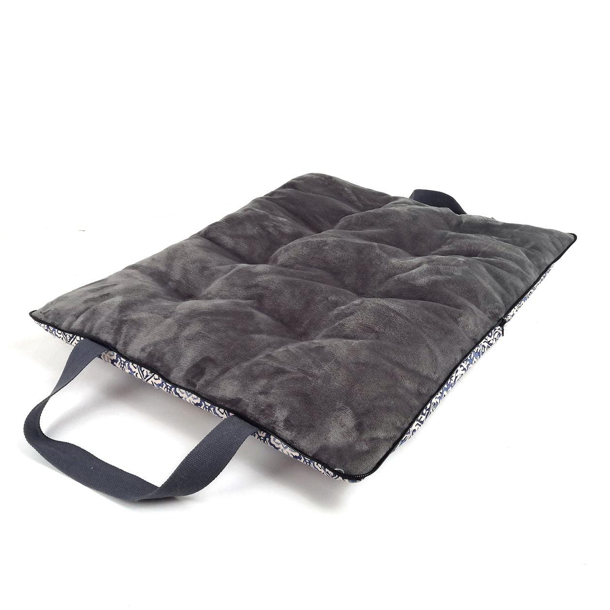 pet Customized Chaise Lounge Cooling Dog Bed Sleeping Bag