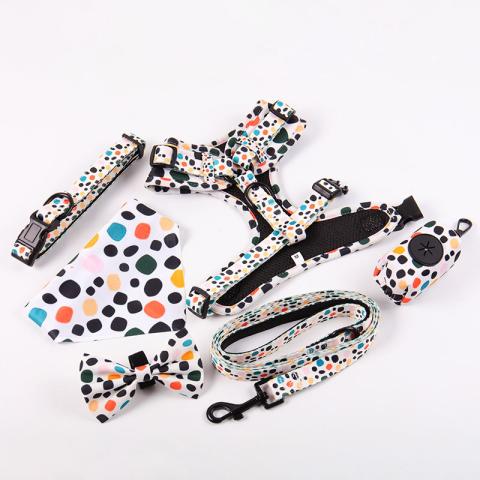 Pets Accessories Customized Popular Sturdy Hot Selling Adjustable Collar Leash Opp Bag And Carton Pack Dog Luxury Print Harness