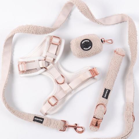 Adjustable Sherpa Dog Chest Harness Collar Lead Set Soft Warm Personalized Dog Cat Harness Set Luxury