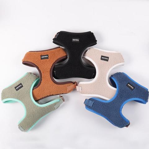 Custom Sherpa No Pull Adjustable Dog Vest Harness With Poop Bag For Small Medium Puppy Dogs