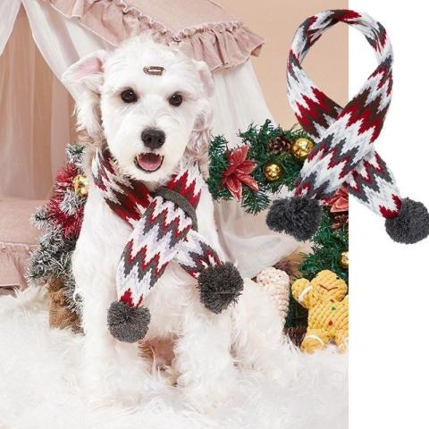 Pet Knitted Christmas Scarf Creative Fashion Pet Bib Cat Dog Winter Scarf Pet Supplies